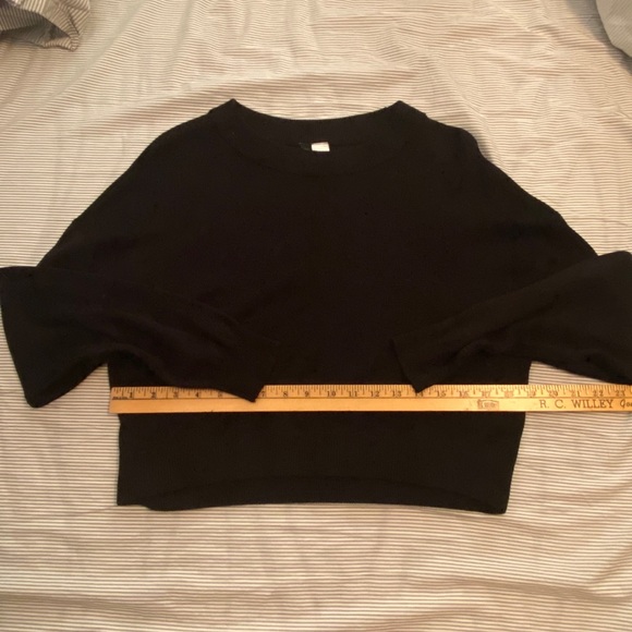 H & M Divided Sweater - Picture 3 of 5